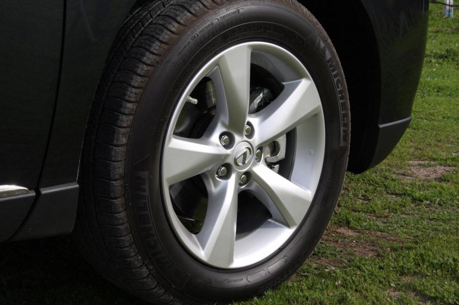  Lexus RX350 2010 года  (фото 45 из 51)